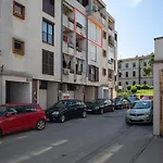 Stylish With Balcony & Free Parking * Pula