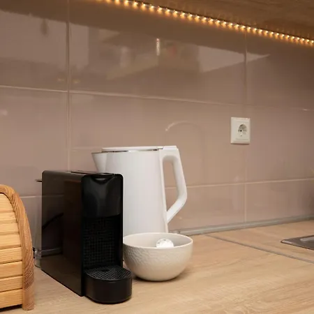 Stylish With Balcony & Free Parking Apartment